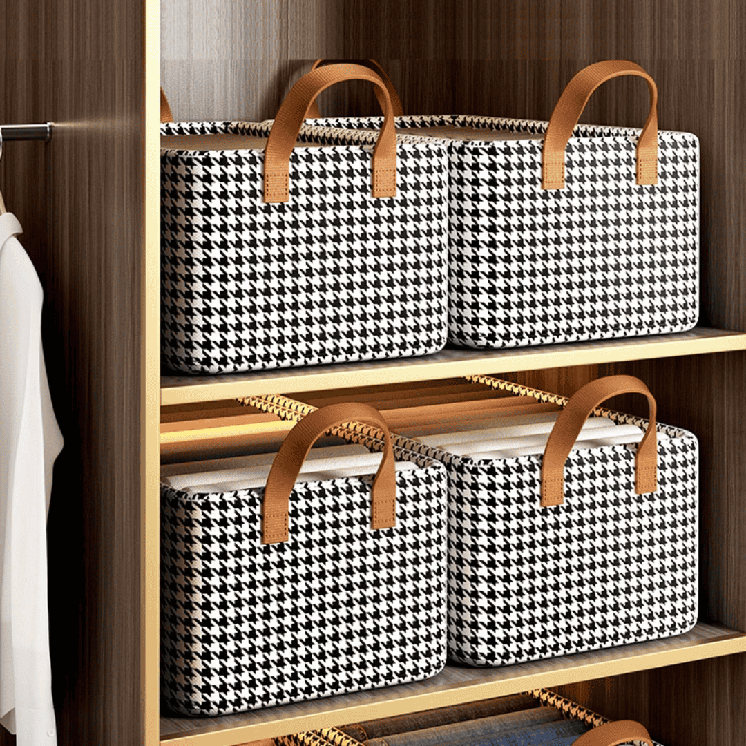 Collapsible Clothing Organizer with Wire Reinforcement