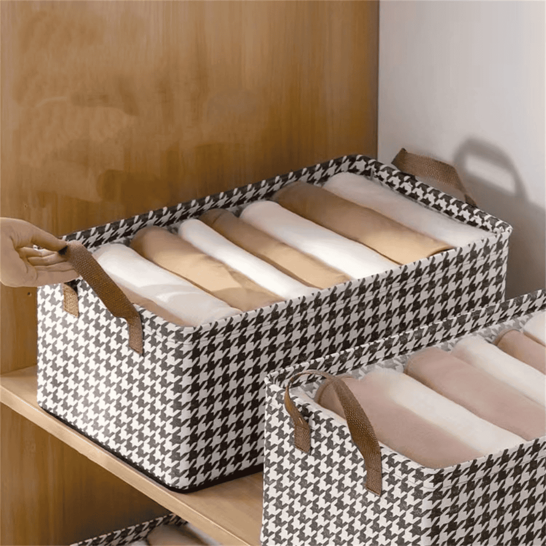 Collapsible Clothing Organizer with Wire Reinforcement