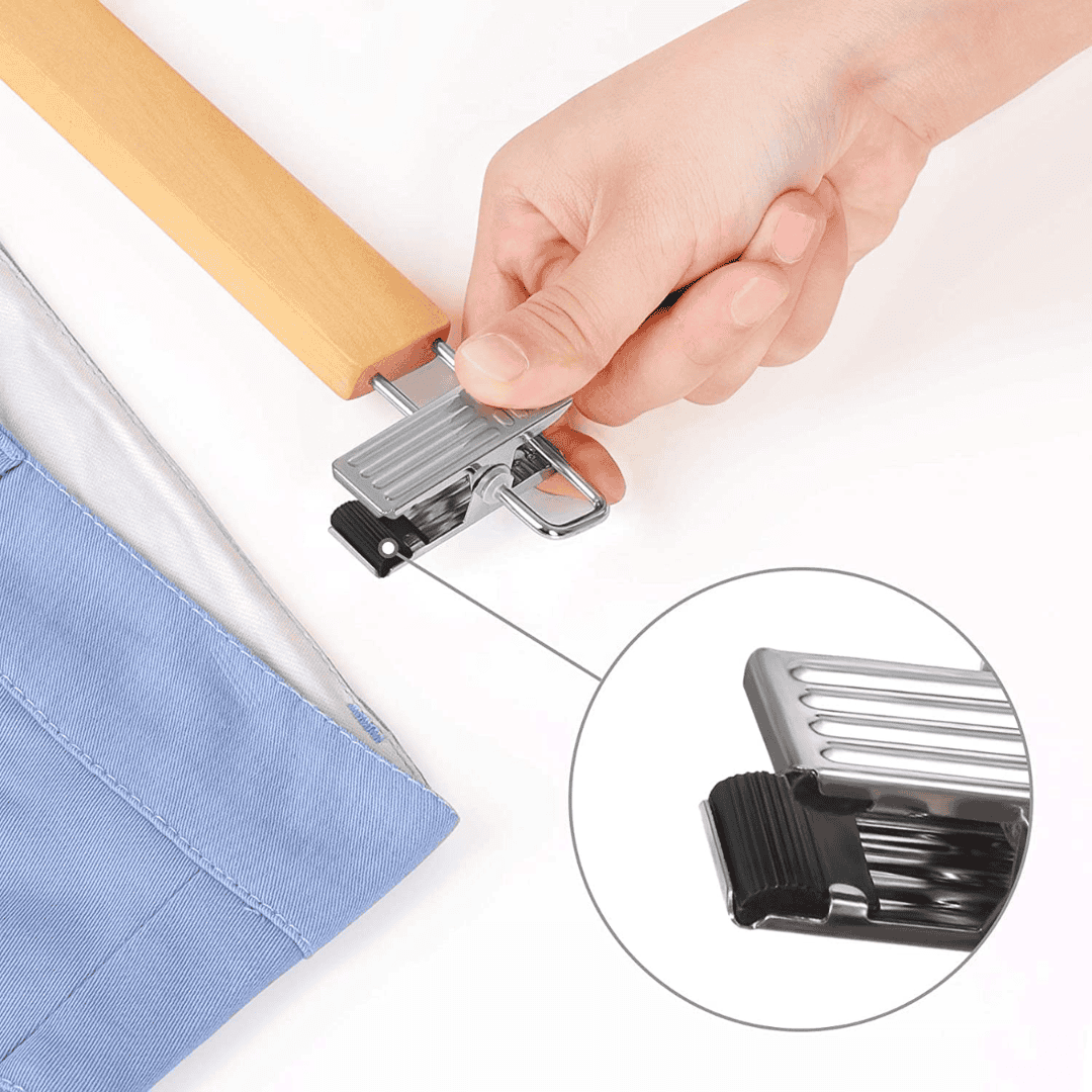 High Grade Natural Wooden Hangers with Clips