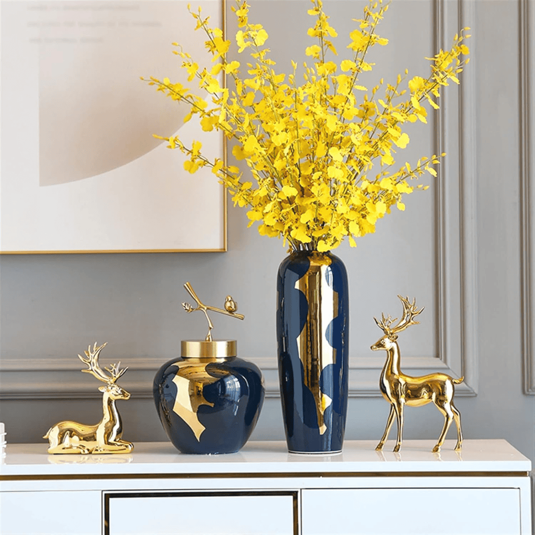 2pcs European Style Fashionable Gold Electroplated Resin Deers