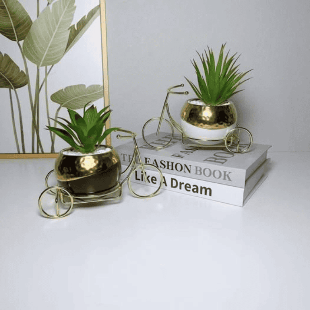 Vintage Ceramic Planter with Spring Garden Flower