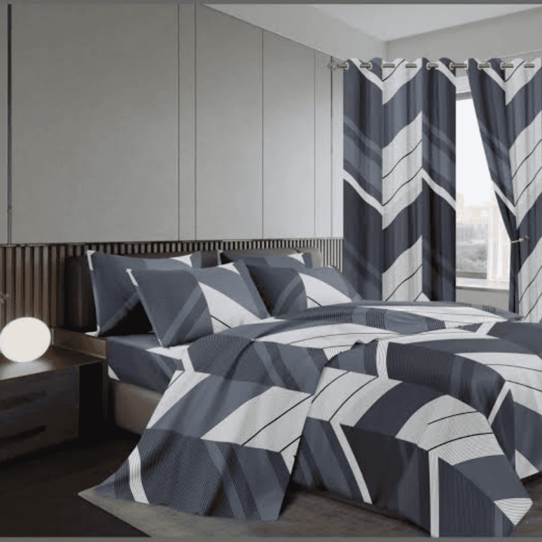 Woolen Duvet with Matching Curtains