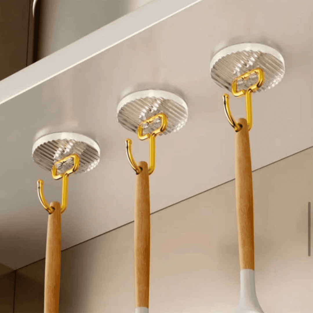 Set of 5 Golden Acrylic Hooks