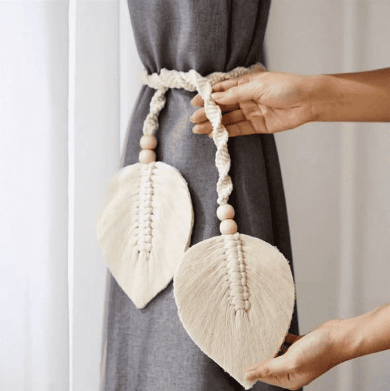 Leaf Curtains Tie with Straps
