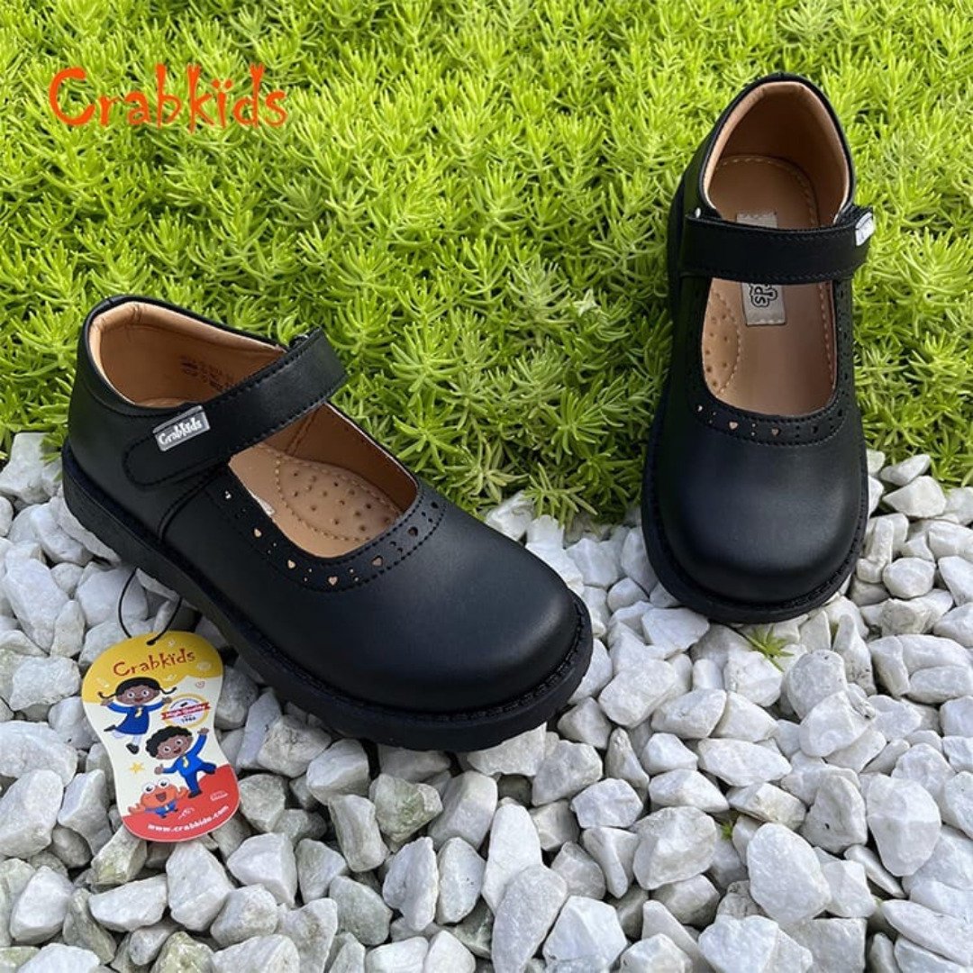 Crab Kids School Shoes D