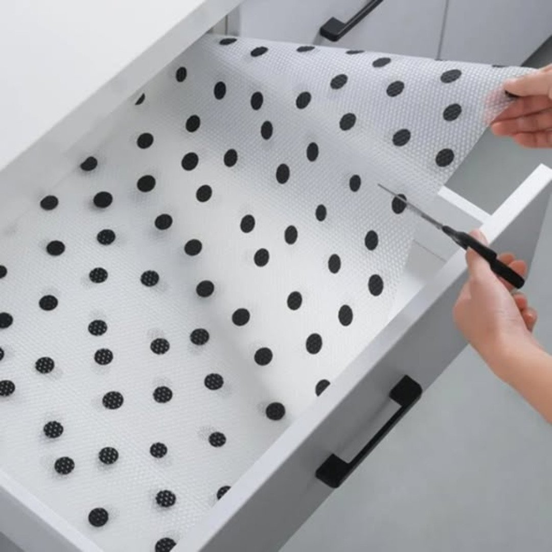 Polka dot Water proof drawer/shelf Liners