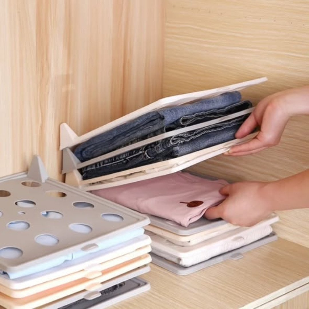 Folding board
