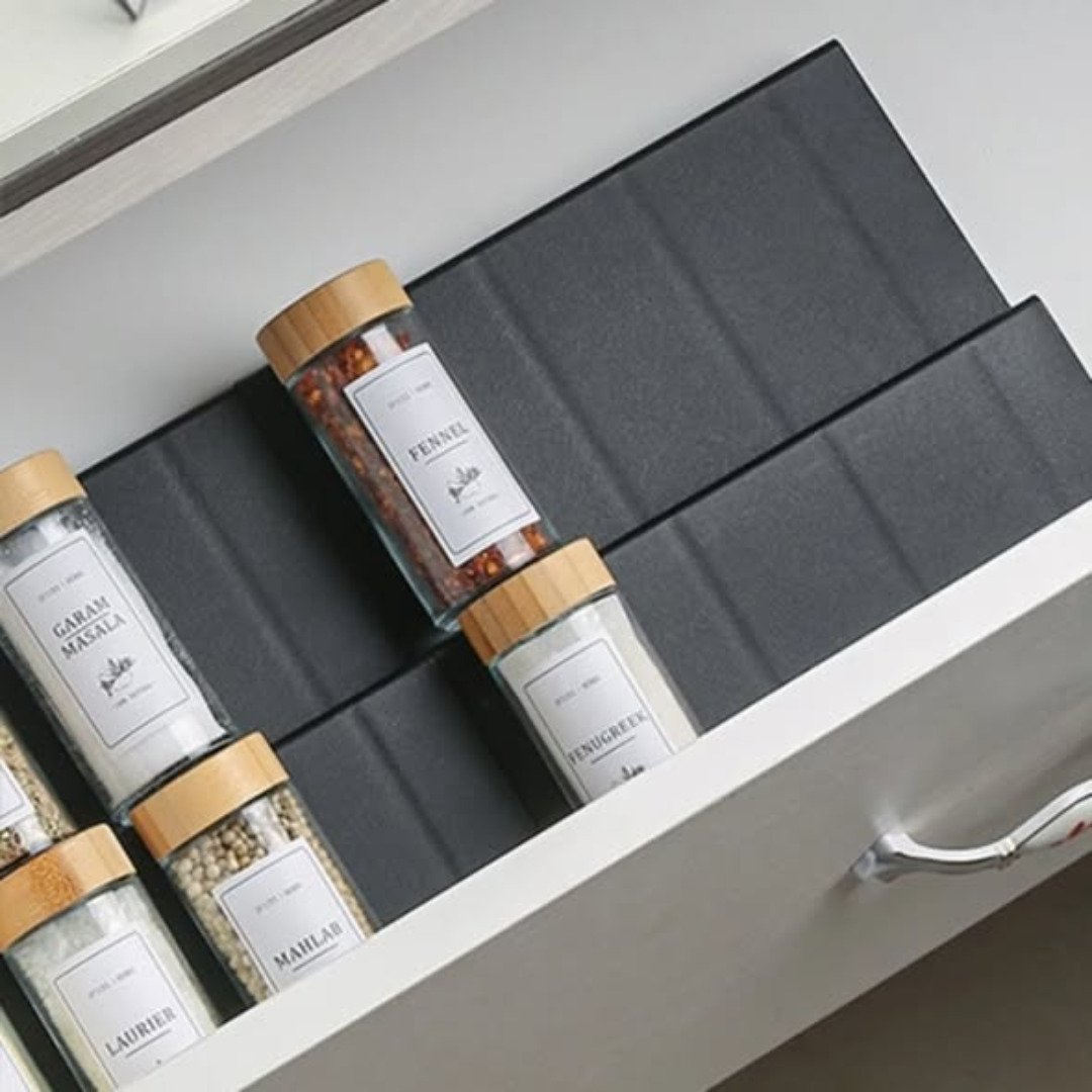 Spice drawer organizer rack