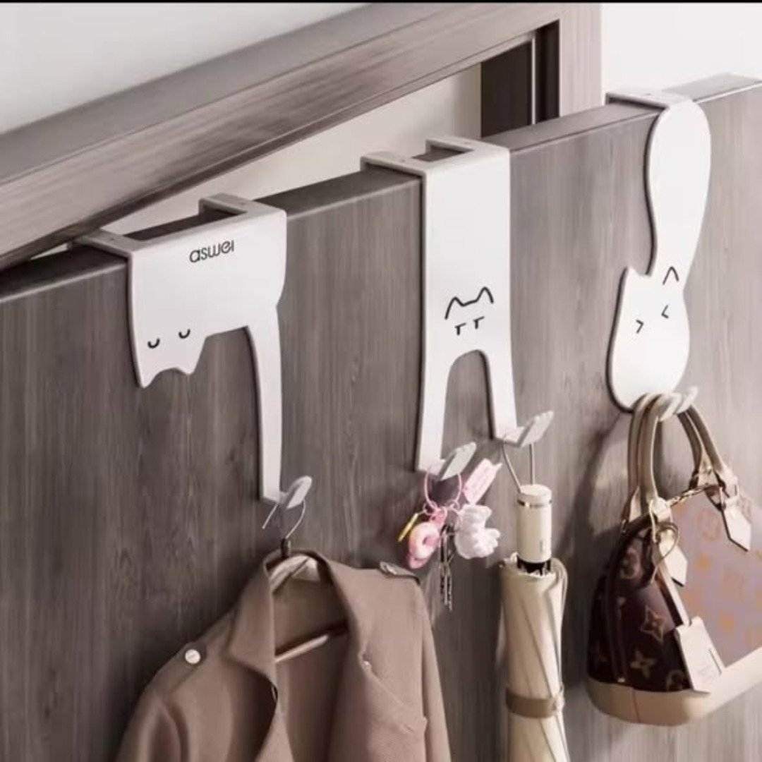 Cute Animal-Shaped Over The Door Hanger