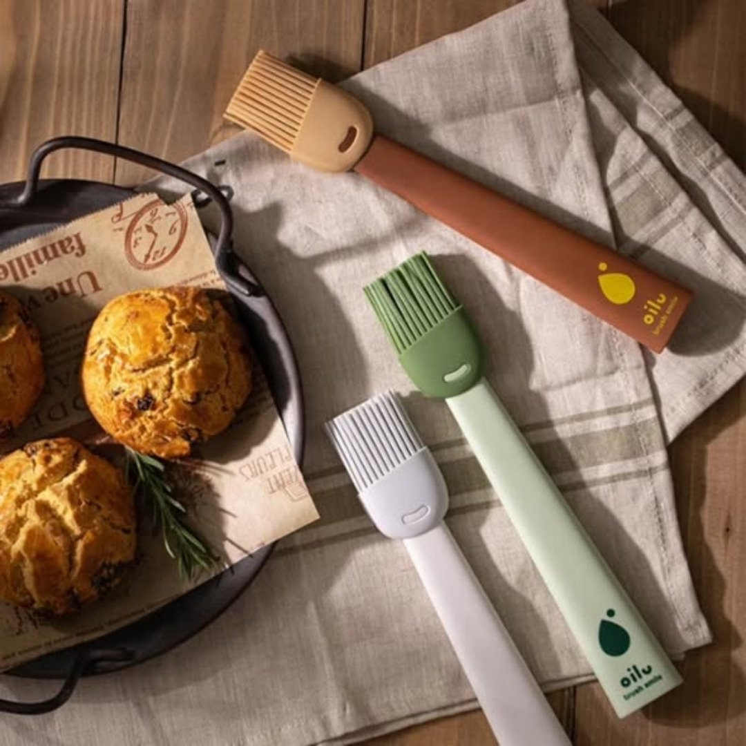 Heat resistant pastry brush