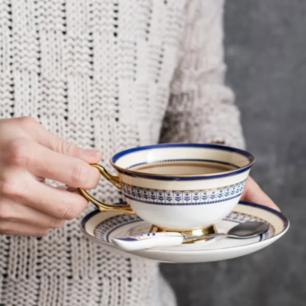 British-Style Bone China Tea-Cup Set