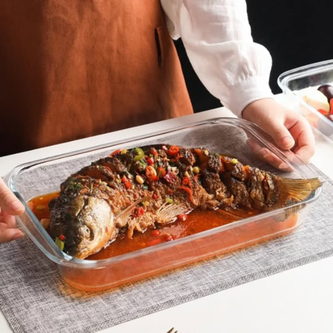 Casserole baking storage tin with lid