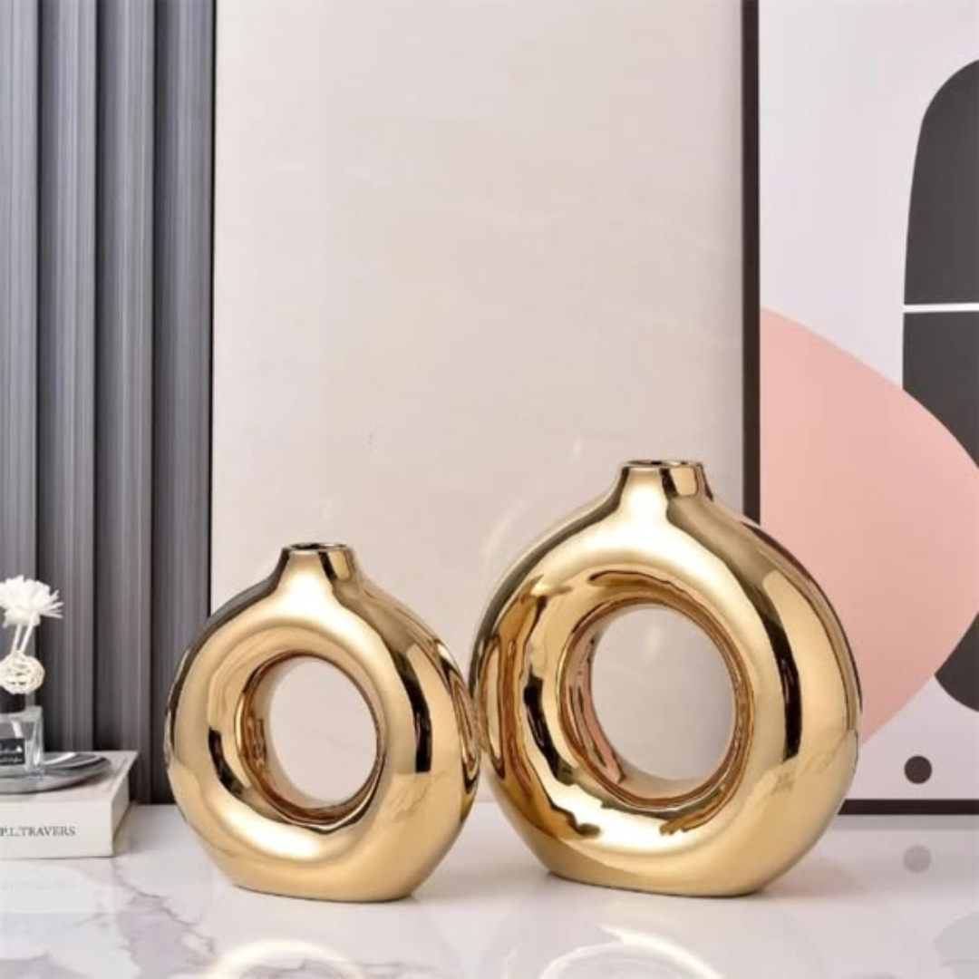 Ceramic gold donut vase