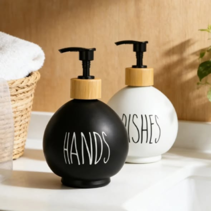 500ml black and white glass soap dispenser