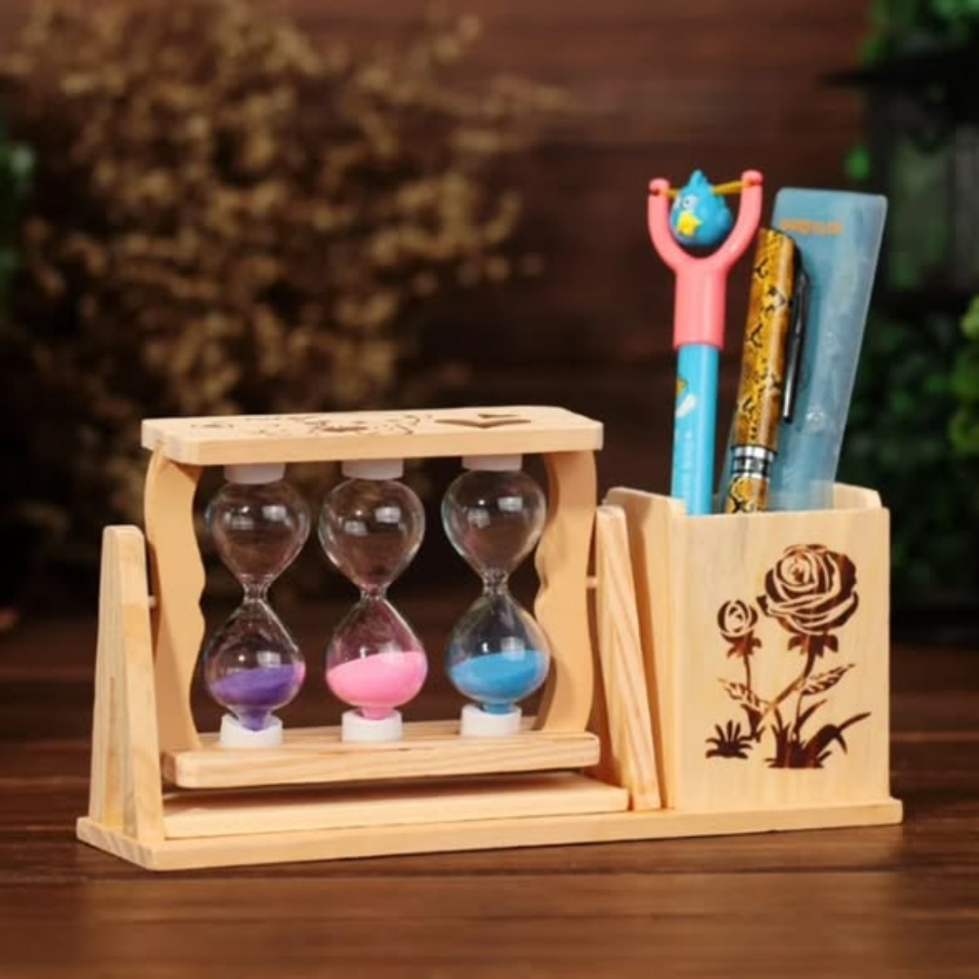 Handicraft Wooden Pen Stand