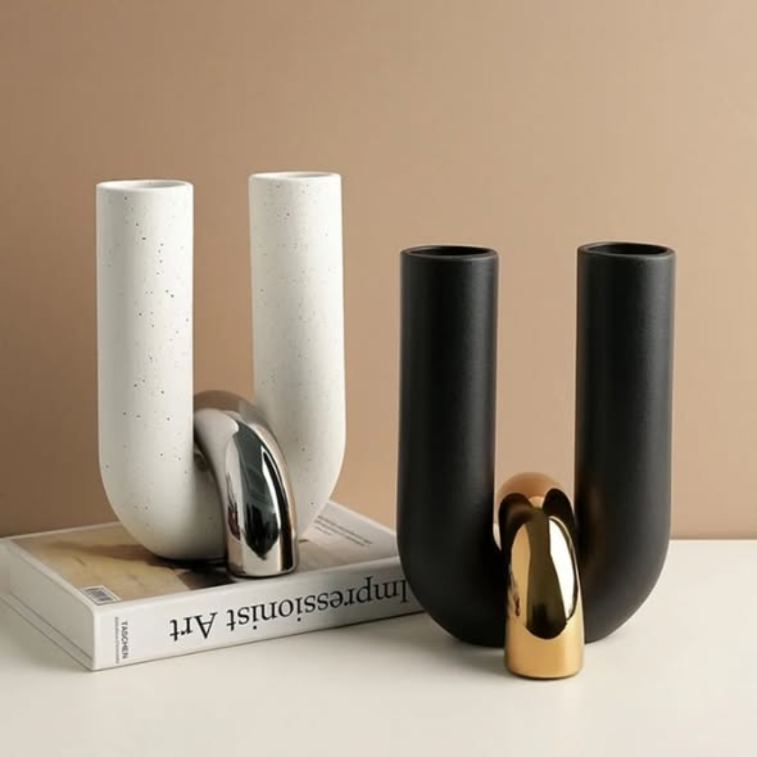 Noir Curve Vase