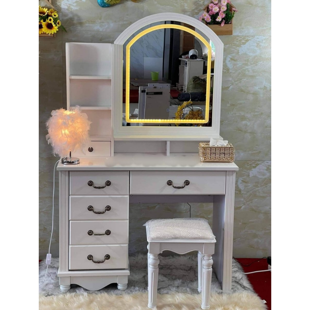 Makeup Vanity Table with Mirror and Storage Drawers