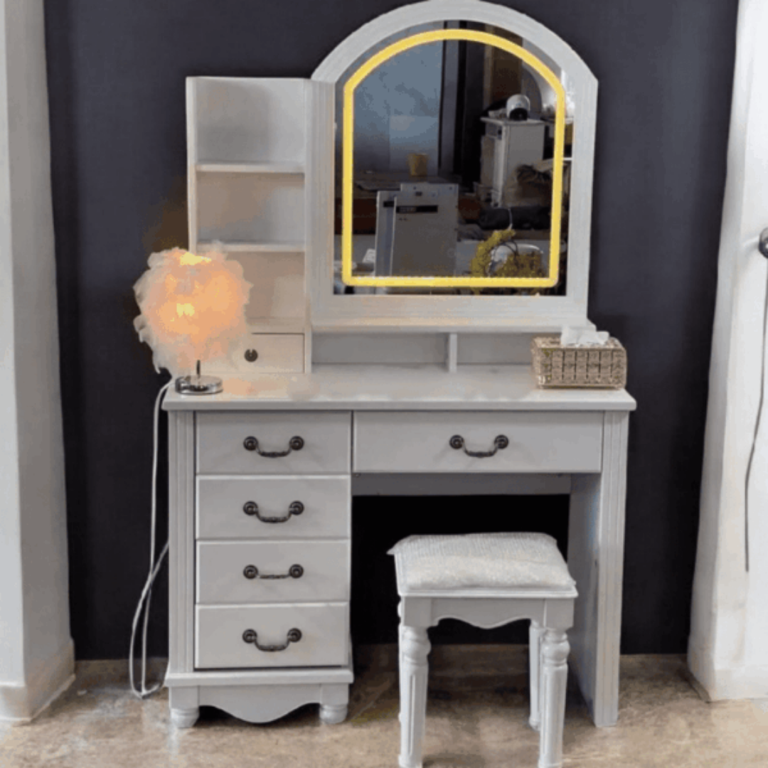 Makeup Vanity Table with Mirror and Storage Drawers