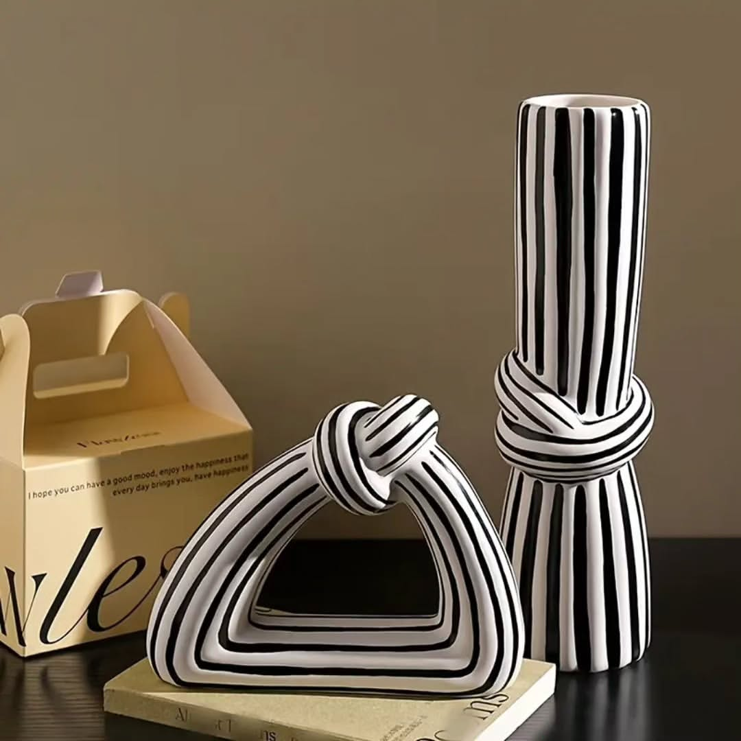 Monochrome Knot Vase Set